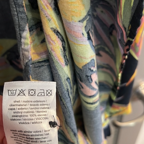 O’Neil Oliana wrap dress black tropical flower print - Picture 6 of 6